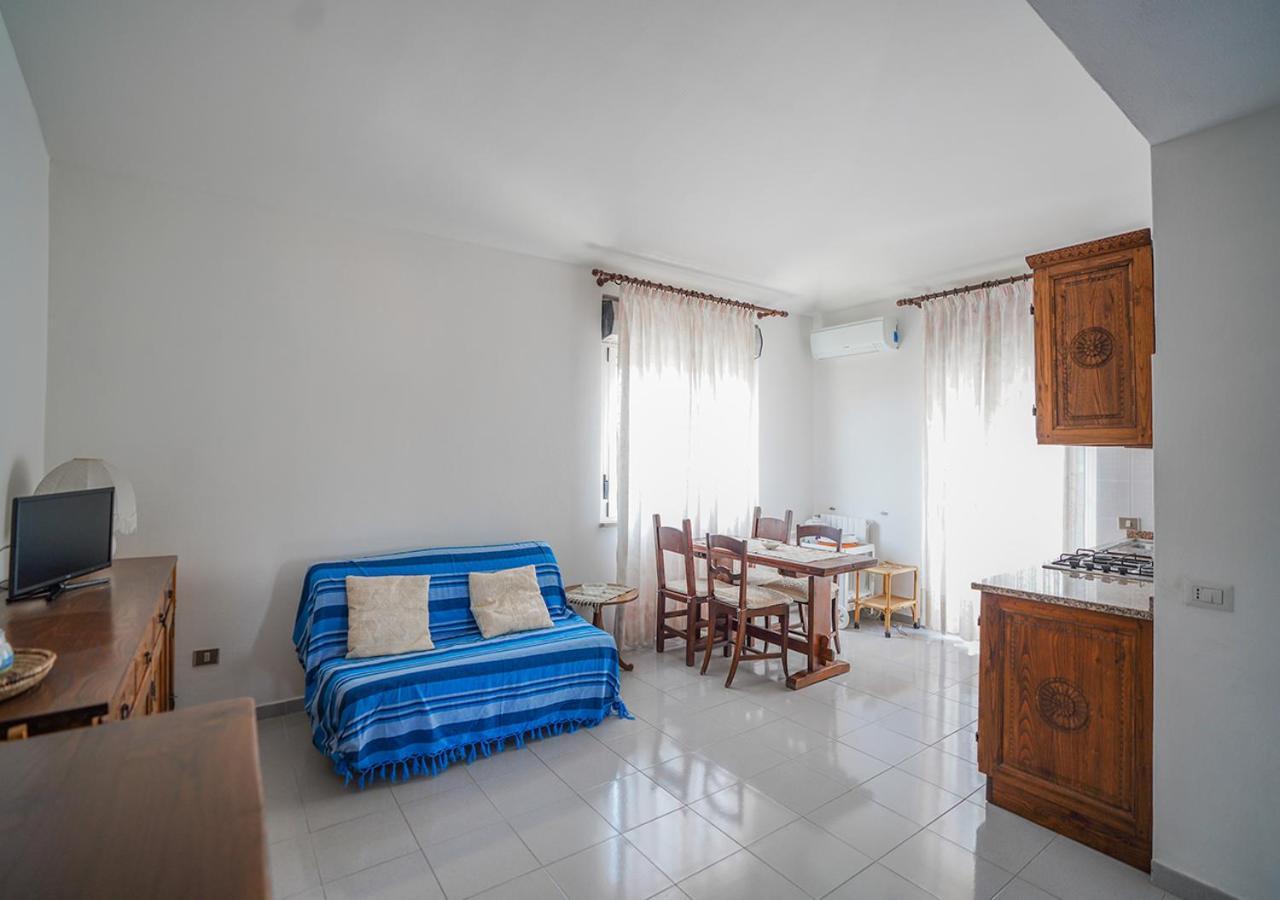 Murphy Holiday Home - Belvedere La Maddalena  Esterno foto